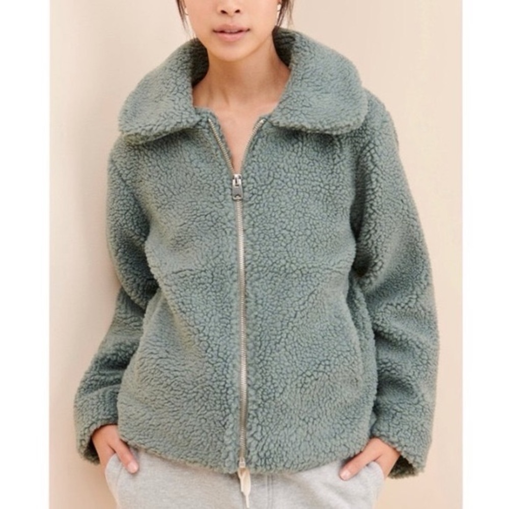 Urban Outfitters BDG Sage Green Sherpa Teddy Theo Coat Jacket
